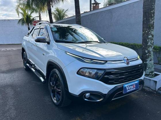 FIAT TORO 2.0 16V TURBO DIESEL RANCH 4WD AT9